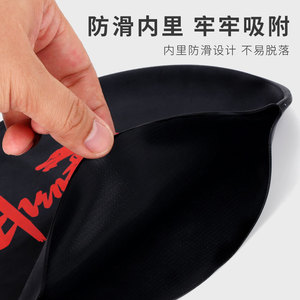 Gorro de natación de silicona de color sólido para adultos, cómodo para nadar y deportes acuáticos - Product Image 1