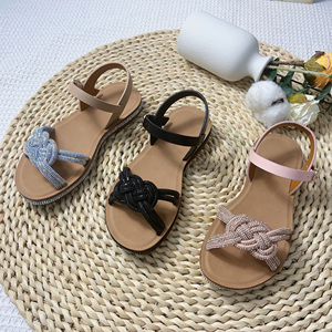 Girls’ Summer Sandals – Breathable Princess Flat Shoes with Sparkling Diamond Design for Little Girls