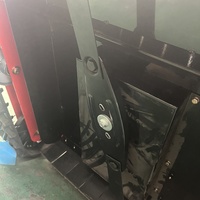 Cortadora de Césped Remota Especializada para Viñedos con Accesorio Quitanieves para Corte de Césped entre Filas de Viñas y Nieve Invernal