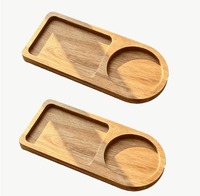 Plateau de service en bois artisanal à deux compartiments pour collations, apéritifs et boissons - Design moderne