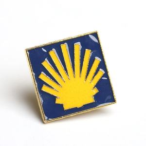 Broche Colorido del Camino <span class=keywords><strong>de</strong></span> los Peregrinos <span class=keywords><strong>de</strong></span> <span class=keywords><strong>Santiago</strong></span> <span class=keywords><strong>de</strong></span> Compostela, Accesorios Metálicos para Ropa Religiosa, Joyería Grabada al por Mayor - Product Image 6