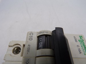 Disjoncteur A9N2P10C - Product Image 2