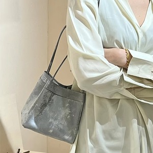 Bolsos de Hombro Tipo Tote de Cuero Genuino de Vaca, Diseño 2026, Lujosos, Vintage, Gran Capacidad, Satinados, para Mujer, Venta al Por Mayor Personalizada - Product Image 4