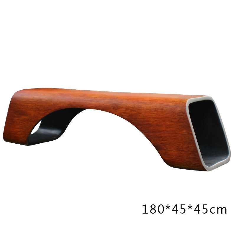 Sgabello effetto venatura del legno