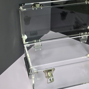 Malle Coffre de Valise en Acrylique Transparent de Luxe, Grande, à Usage Publicitaire, Taille et Couleur Personnalisables, pour la Vente en Gros - Product Image 4