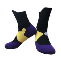 Chaussettes professionnelles de cyclisme de sport de plein air pour enfants Basketball Football Soccer Running Trekking Socks EML8501