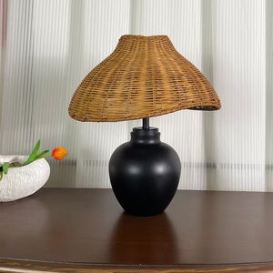 Lampe de table en rotin de style Wabi Sabi, base en céramique, ampoule LED E27, commande par interrupteur, pour salon, chambre à coucher, éclairage d'ambiance - Product Image 2