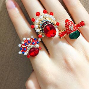 หน้ากากงิ้วปักกิ่งสไตล์จีนสำหรับผู้หญิง แหวนนิ้วชี้ประดับคริสตัลสีแดงและมุก ชุบด้วยไฟฟ้า สไตล์เกาหลี แบบคนดังในอินเทอร์เน็ต - Product Image 1