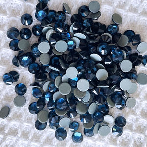 Pujiang Yantuoモンタナホットフィックスラインストーンダイヤモンドラインストーンシャツビキニ用 - Product Image 3