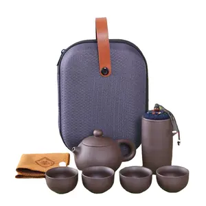 Juego de té de arena púrpura chino con logotipo individual personalizado, conjunto de té portátil de viaje con tetera de arcilla púrpura y 4 tazas