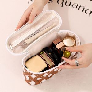 <b>Toiletry</b> <b>Bag</b> Large Capacity Cosmetic <b>Bag</b> Portable Multifunctional Makeup Storage <b>Bag</b> - Product Image 5