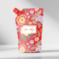 Feuille d'aluminium thermoscellable personnalisée 500ml shampooing détergent conditionneur savon hydratant recharge pochette en plastique avec bec verseur avec bouchon