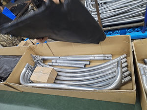 2025 <span class=keywords><strong>Trampoline</strong></span> de lit de saut pour enfants en plein air de haute qualité <span class=keywords><strong>avec</strong></span> <span class=keywords><strong>filet</strong></span> de sécurité intérieur matériau en acier doux en gros - Product Image 2