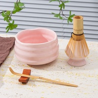 RTS vente en gros de services à thé matcha emballage de boîte-cadeau bol en céramique blanc rose populaire ensemble de fouet matcha