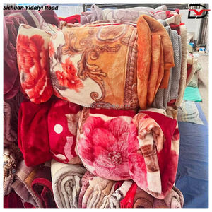 Mantas de Franela Grandes y Suaves al por Mayor, Mantas Cálidas y Acogedoras para la Familia, para la Cama - Product Image 3