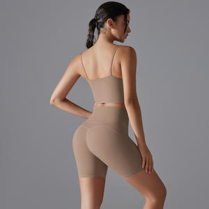 เสื้อชั้นในกีฬาสำหรับผู้หญิงแบบสปอร์ตบรา ไซส์ใหญ่ กันน้ำ สีพื้น ผ้าไนลอนสองด้าน ระบายอากาศดี คัพกึ่งตายตัว เหมาะสำหรับการฝึกซ้อม - Product Image 5