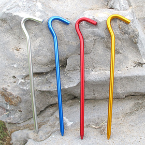 <span class=keywords><strong>Piquet</strong></span> de <span class=keywords><strong>tente</strong></span> de point d'interrogation en alliage d'aluminium série Silver 6000 de 7 pouces avec crochet sur le dessus - Product Image 1