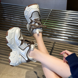 Chaussures <span class=keywords><strong>compensées</strong></span> à plateforme en cristal brillant en strass Chaussures pour dames augmentant la hauteur <span class=keywords><strong>Baskets</strong></span> originales pour femmes - Product Image 6