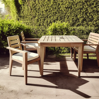 Chaise de salle à manger d'extérieur moderne en teck massif, à lattes, durable, écologique, résistante aux intempéries, tailles personnalisables, pour patio et jardin