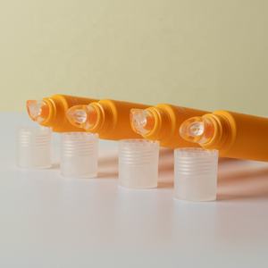 Tube souple personnalisé en usine avec embout en silicone pour gloss teinté, tube cosmétique en plastique écologique, tube souple de qualité alimentaire - Product Image 4