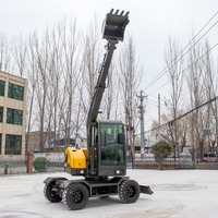 Excavator Mini Roda Kecil Harga Kompetitif HighTop, Kabin Tertutup, Ban Tahan Aus, Sasis Stabil untuk Proyek Pemasangan Pipa
