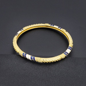 Jxx Suministro Directo, Pulseras de Joyería de Moda Chapadas en Oro de 24K, Brazaletes para Mujer - Product Image 3