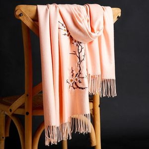 Scialle <span class=keywords><strong>in</strong></span> Pashmina invernali lunghe e morbide da <span class=keywords><strong>donna</strong></span> sciarpe con nappe <span class=keywords><strong>in</strong></span> Cashmere con fiori floreali ricamate sciarpe di <span class=keywords><strong>lana</strong></span> - Product Image 3