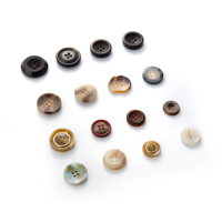 Kancing Resin Premium Transparan Efek Matte 11.5mm 4-Lubang Logo Kustom Ramah Lingkungan Pelapisan untuk Kemeja Mantel Jahit DIY Pakaian
