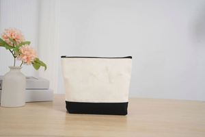 กระเป๋าผ้าแคนวาสพิมพ์โลโก้ตามสั่ง สำหรับใส่เครื่องสำอางหรืออุปกรณ์เครื่องเขียน เหมาะสำหรับแจกเป็นของขวัญส่งเสริมการขายสำหรับธุรกิจ - Product Image 5