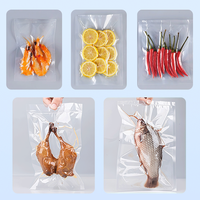 Sachet sous vide imprimé sur mesure, résistant aux hautes températures (121°C), en PA RCPP, à trois soudures latérales, pour l'emballage de viande et de sauces
