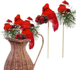 スティックの赤い枢機卿の鳥アソートスタイルの枢機卿の花のピック赤い鳥のセンターピースクリスマスDIY飾り休日の装飾