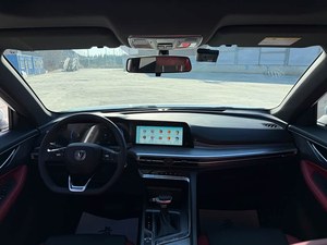 Voiture d'occasion <span class=keywords><strong>2021</strong></span> Changan <span class=keywords><strong>CS35</strong></span> <span class=keywords><strong>Plus</strong></span> Facelift 1.4T Blue Core DCT Prestige Edition <span class=keywords><strong>2021</strong></span>, d'origine, faible kilométrage - Product Image 6