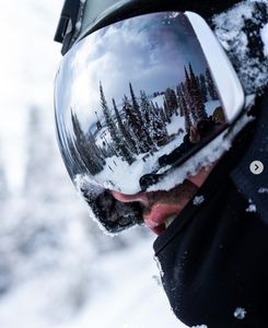 2025高品质滑雪板滑雪太阳镜UV400户外运动滑雪板椭圆形时尚舒适滑雪眼镜雪镜 - Product Image 1