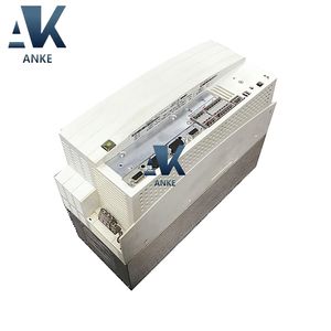 Inversores y convertidores de frecuencia de accionamiento de servomotor Lenze - Product Image 1