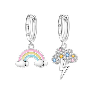 Nuevos pendientes/argollas de latón blanco con diseño de nube arcoíris, diseño original y exclusivo, modernos y versátiles. - Product Image 6