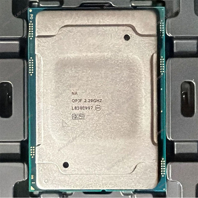 New Arrival Original CPU Q3WR Server CPU Processor High Performance Server CPU