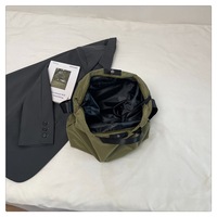 Tas Selempang Wanita Bahan Nylon, Ringan, Tahan Air, Kasual, Sederhana, Cocok untuk Sehari-hari, Liburan Akhir Pekan, Pengiriman Cepat, Koleksi Kasual