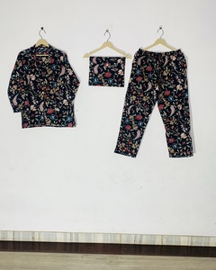 Pyjama artisanal imprimé au bloc, motif ethnique, ensemble de pyjama imprimé à la main pour femme, prix de gros - Product Image 1