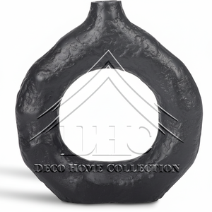 Vase à fleurs moderne en métal aluminium noir conçu pour la table et la décoration intérieure - Product Image 1