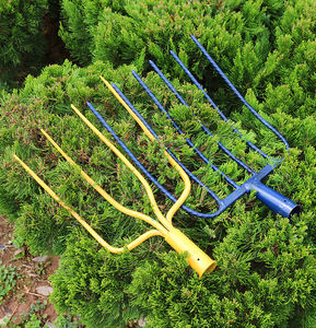 55CM Manganese Steel Garden <strong>Fork</strong> <strong>with</strong> Strong Head and Wood <strong>Handle</strong> Hardware Tool for <strong>Digging</strong> - Product Image 5