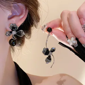 Fashion Jewelry S925 Silver Needle Irregular Black Acrylic Crystal Stone Flower Earrings Charms Cubic Zirconia Earring