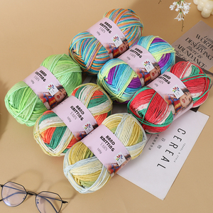 Fil <span class=keywords><strong>Chenille</strong></span> Wugeyarn8 - Fil <span class=keywords><strong>de</strong></span> <span class=keywords><strong>Laine</strong></span> Mélangé Résistant à l'Abrasion pour Tricot à la Main et Crochet - Techniques OE - Vente en Gros Disponible - Product Image 4