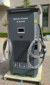 Cargador Rápido de CC de 240 kW para Vehículos Eléctricos, Cuatro Puertos, 800 A de Alta Corriente, 1000 VCC, Estación de Carga Inteligente para Áreas de Servicio en Carreteras - Product Image 5