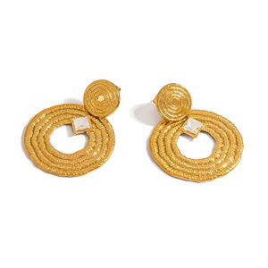 Pendientes de Aro Geométricos Dorados con Diamante de Corte Princesa, Pendientes de Acero Inoxidable para Uso Diario de Mujer, EH12069 - Product Image 4