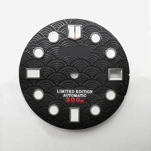 BLIGER 레드 골드 다이얼과 그린 빛나는 손이있는 우아한 탄소 섬유 시계 - Product Image 1