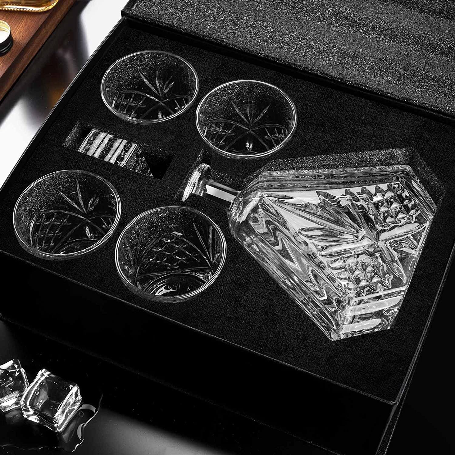 Whiskey Decanter Set with 4 Glasses(11 OZ) 17 OZ Crystal Decanter