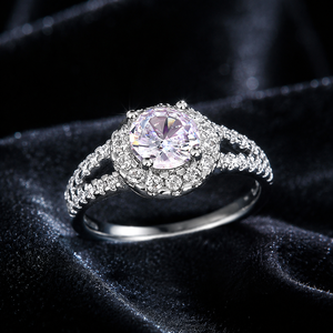 Anello di Fidanzamento di Lusso con Zirconi per Coppie, Regalo Romantico per Proposta e Anniversario, Gioiello da Dito - Product Image 6