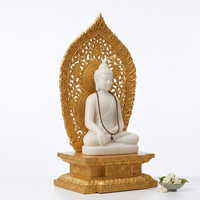 Statue de Bouddha sculptée à la main en marbre blanc avec halo doré et base en lotus, sculpture de Shakyamuni, décoration d'autel de temple ou de maison pour la méditation