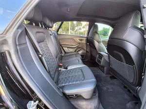 VOITURES D'OCCASION ABORDABLES <span class=keywords><strong>Audi</strong></span> <span class=keywords><strong>RS</strong></span> Q8 Sport Utility 4D SUV <span class=keywords><strong>2023</strong></span> prête à être expédiée - Product Image 3