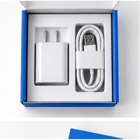 Boîte carrée personnalisée en carton imprimé pour emballage de chargeur USB, adaptateur secteur et chargeur mural pour l'électronique grand public, présentoir de vente au détail